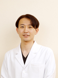 大手町の歯科の男性歯科医師